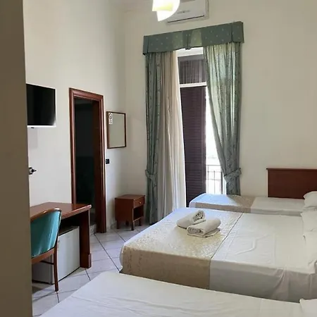 Eliseo Otel 3*