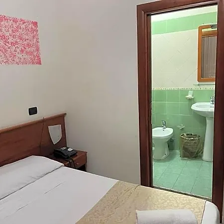 Eliseo Hotel 3*