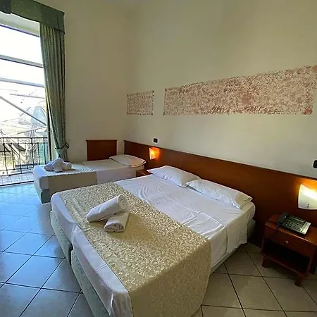 Hotel Eliseo Nápoles