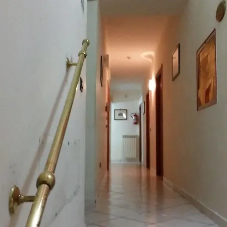 Eliseo Otel