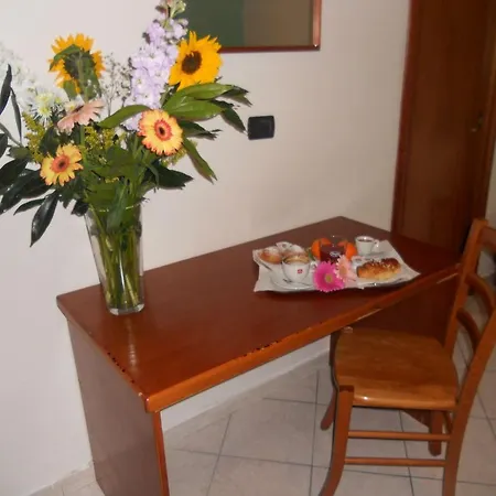 Eliseo Otel