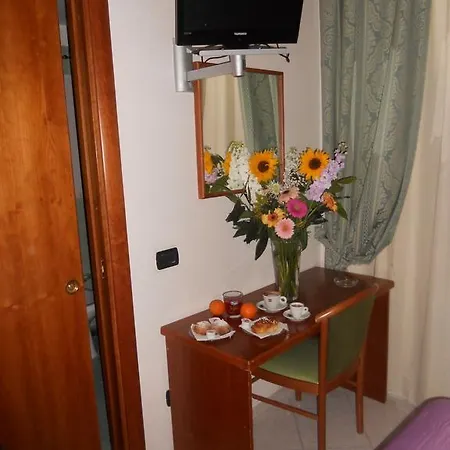 Hotel Eliseo Nápoles